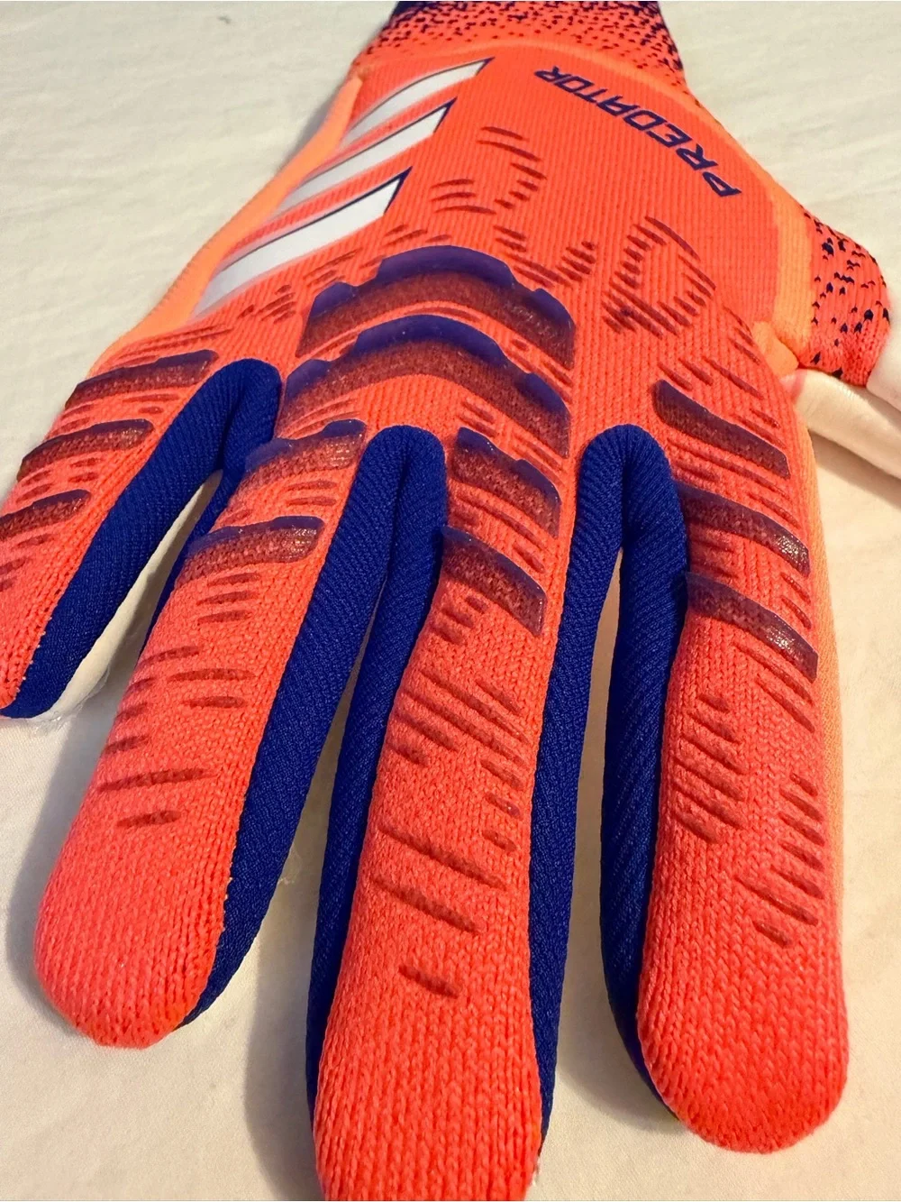 Adidas Predator Pro Goalkeeper Soccer Gloves URG 2.0 JJ3533 Men’s Sz: 5